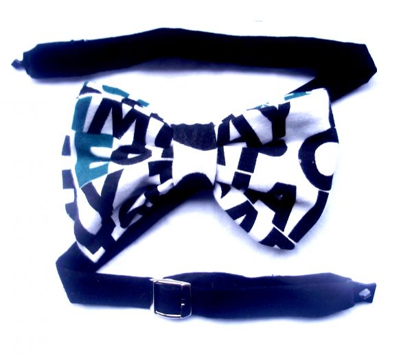 Gravata Borboleta "Letras" Bowtie
