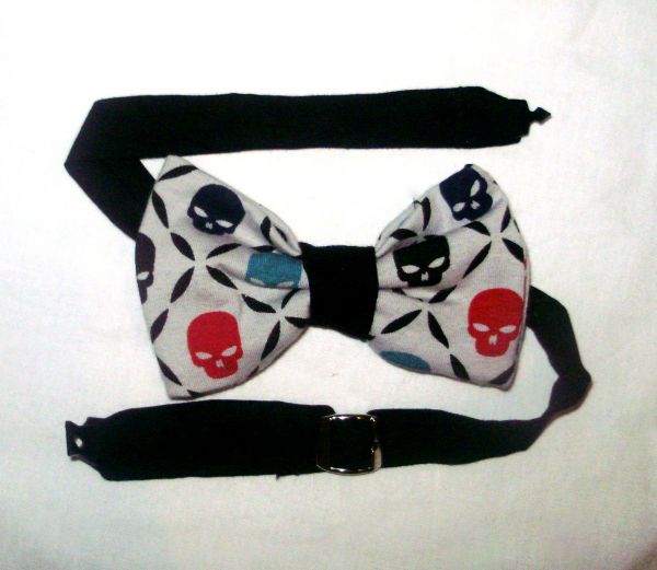 Gravata Borboleta "Skull" Bowtie
